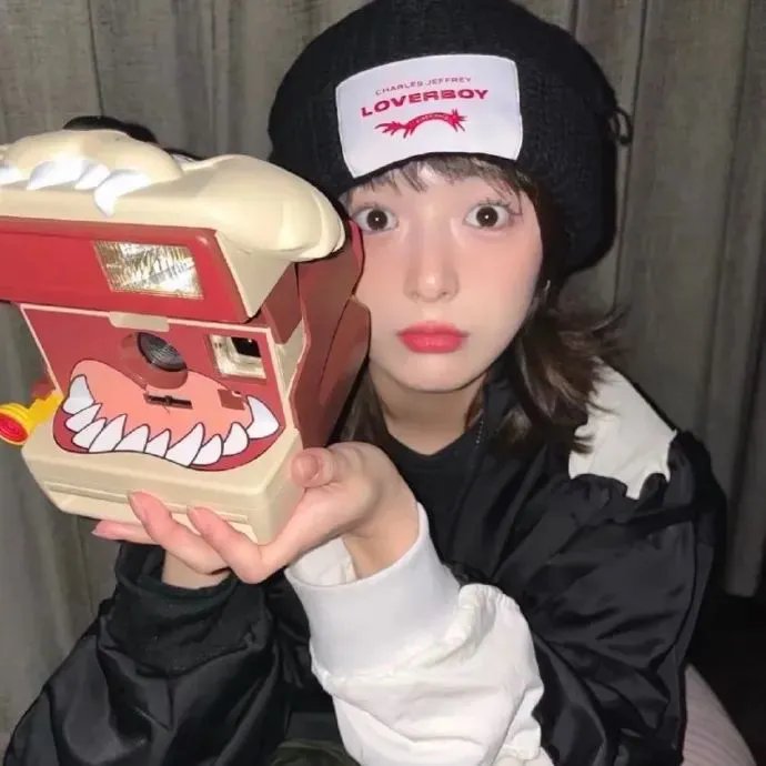 花儿与少年 露营季海报